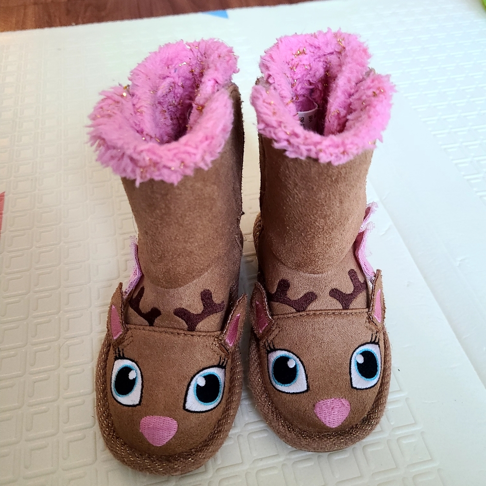 Skechers Raindeer Boots🩷🫎